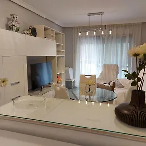 apartamento-bajondillo-playa-torremolinos.es-andalucia.com/